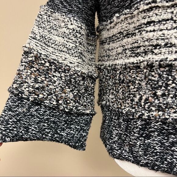 👠Curio knitted cardigan sweater. Size Small - Picture 3 of 8